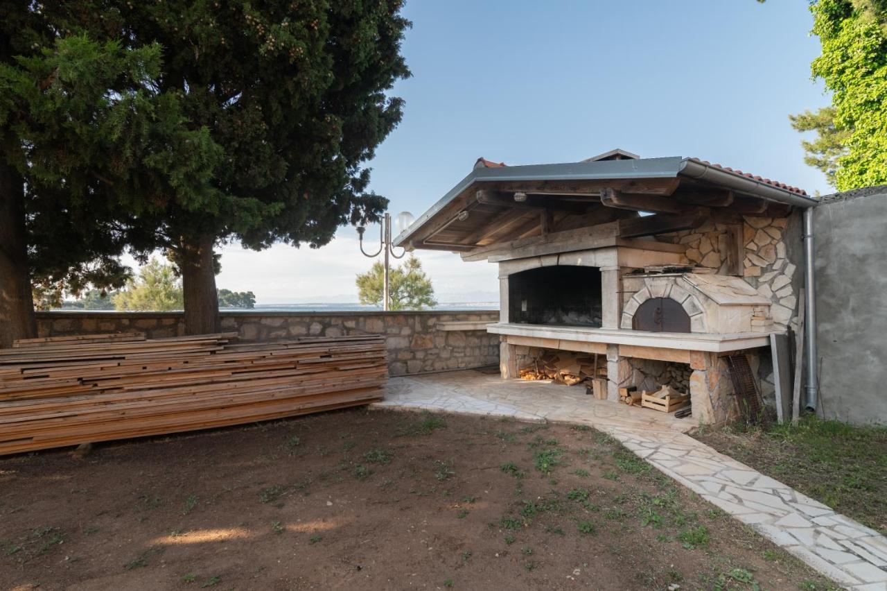 Beachfront Apartments Calm Sea Preko Exterior foto