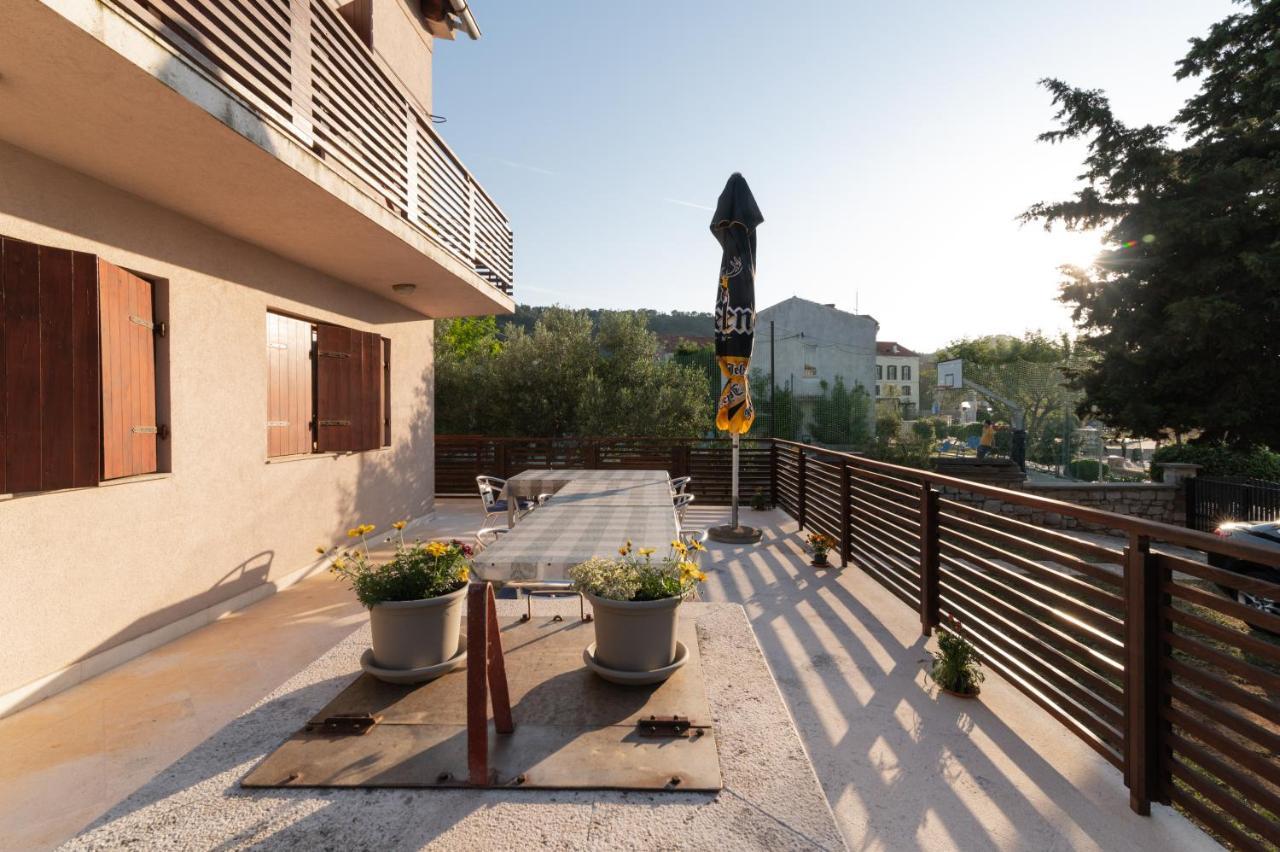 Beachfront Apartments Calm Sea Preko Exterior foto
