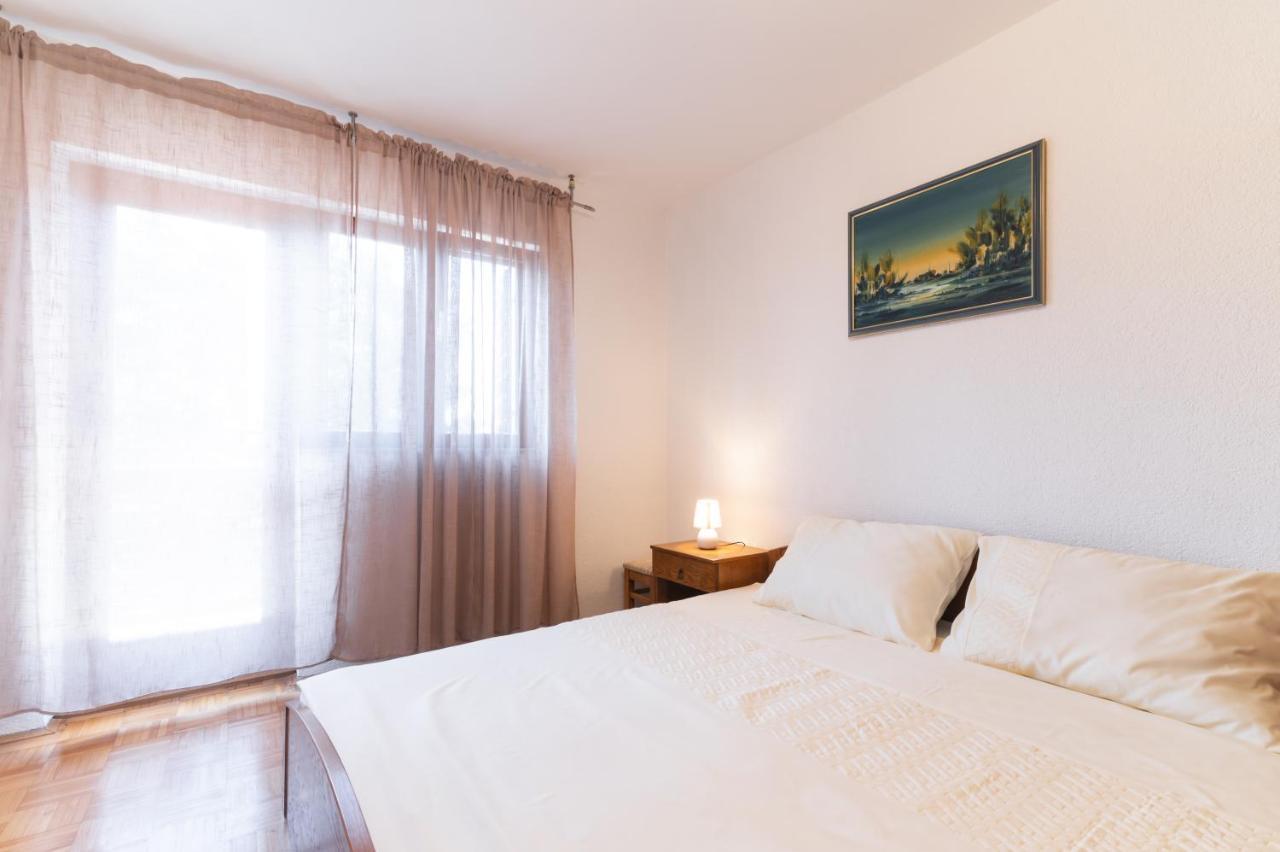 Beachfront Apartments Calm Sea Preko Exterior foto