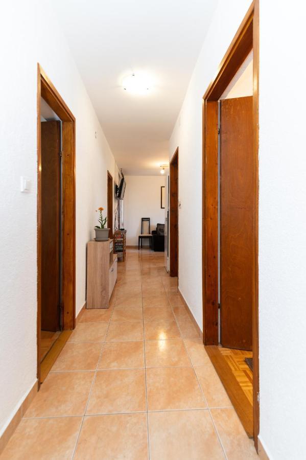 Beachfront Apartments Calm Sea Preko Exterior foto