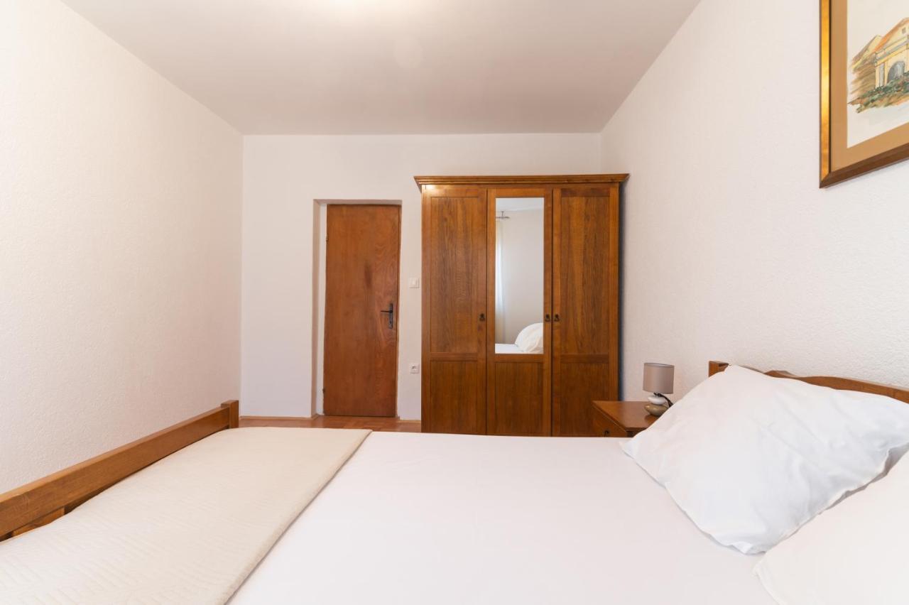 Beachfront Apartments Calm Sea Preko Exterior foto