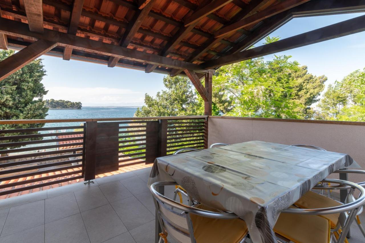 Beachfront Apartments Calm Sea Preko Exterior foto